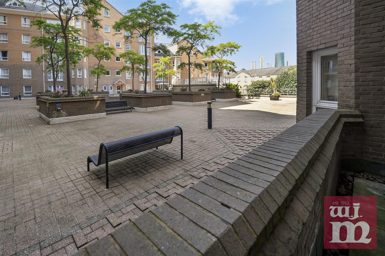 Hera Court, Canary Wharf